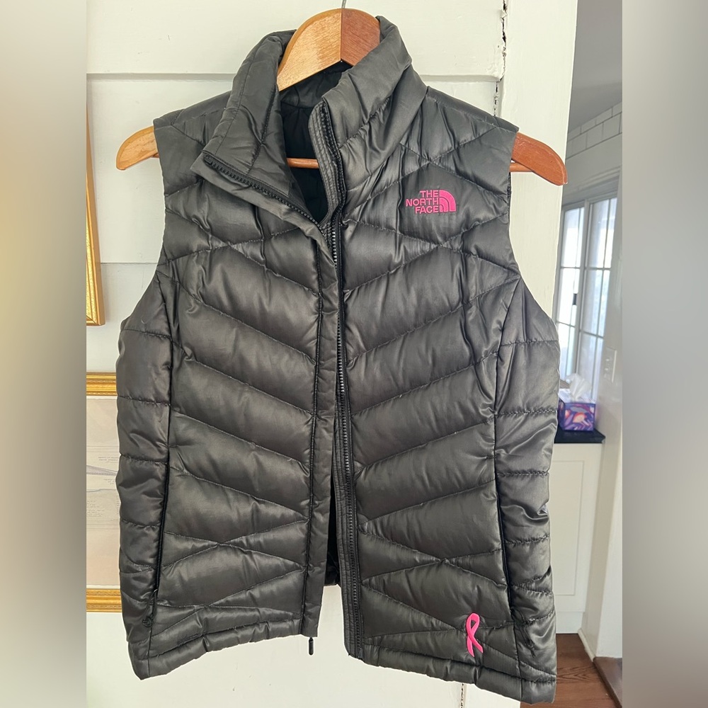 Women’s North Fave Limited Edition Down Vest size m
